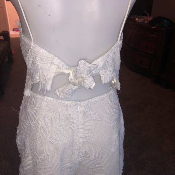 Lovers and friends lace romper - Picture 2 of 4